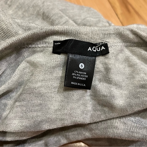 Aqua Brand Grey Open Cold Shoulder 2/3 Length Wide Sleeve Sweater Shirt - Small - Picture 4 of 8